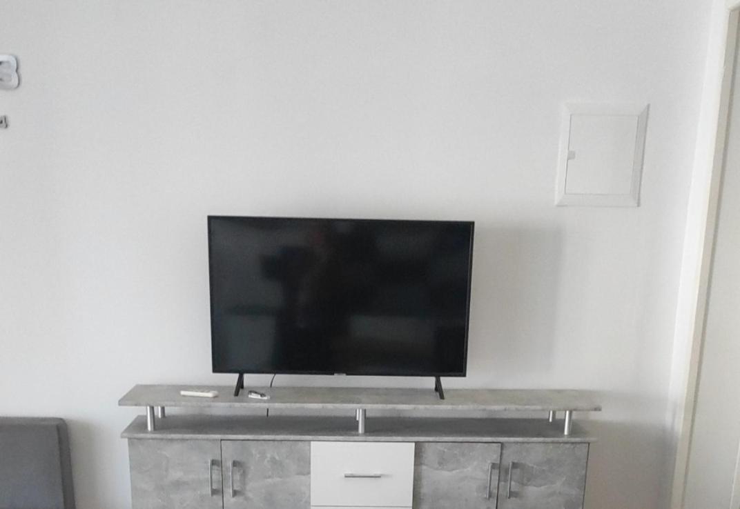 Apartmani Ketryn ツリクヴェニツァ エクステリア 写真
